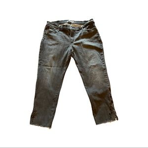 Levi’s 711 Skinny cropped Jeans